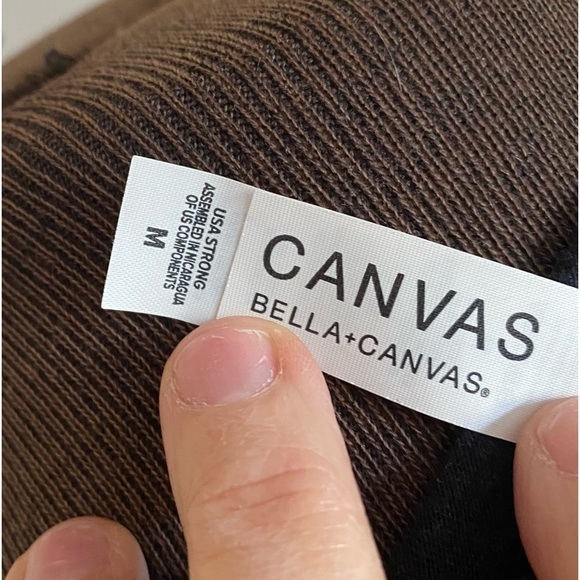 #freethebee t-shirt in size 12, overall black, screen‎ print on front chest. 🐝 - Picture 9 of 10